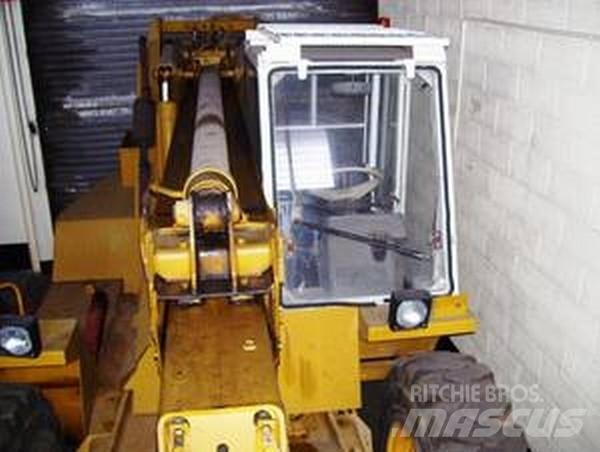 JCB 530B-4HL Rough Terrain Trucks