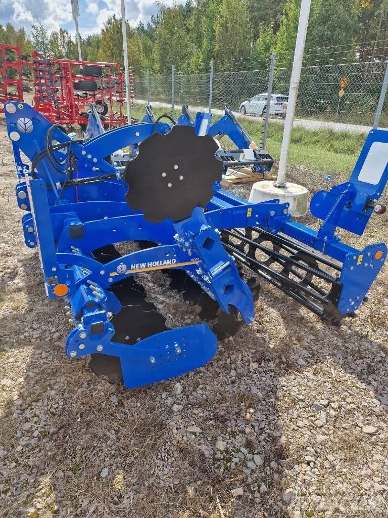 New Holland SDM300R Disc Harrows