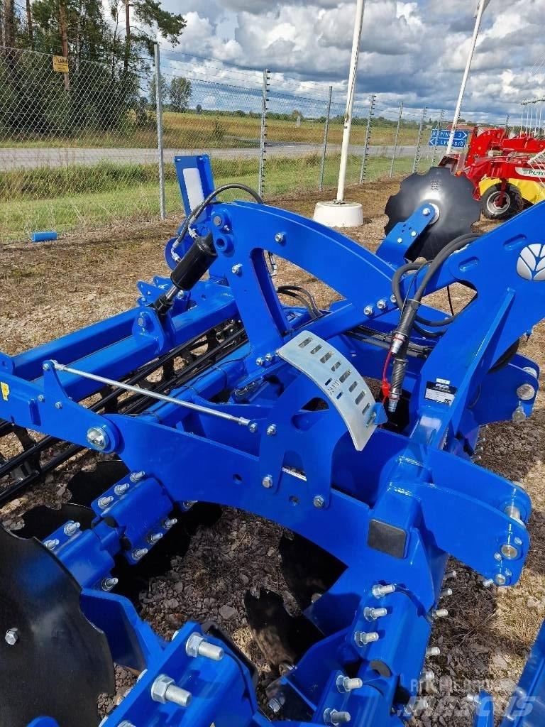 New Holland SDM300R Disc Harrows