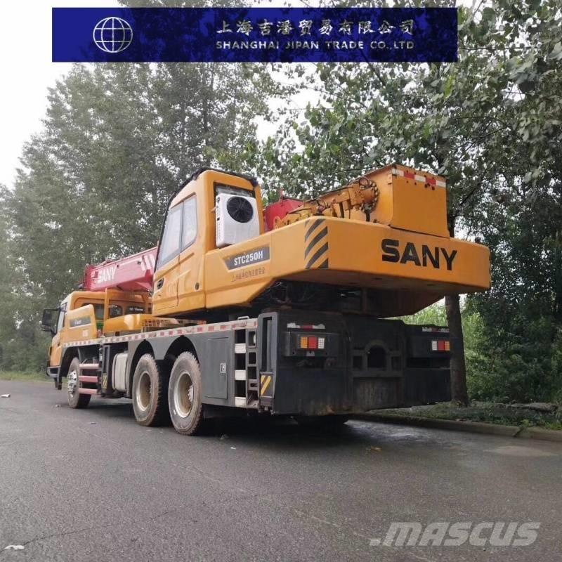 Sany STC 250 H Mobile and all terrain cranes