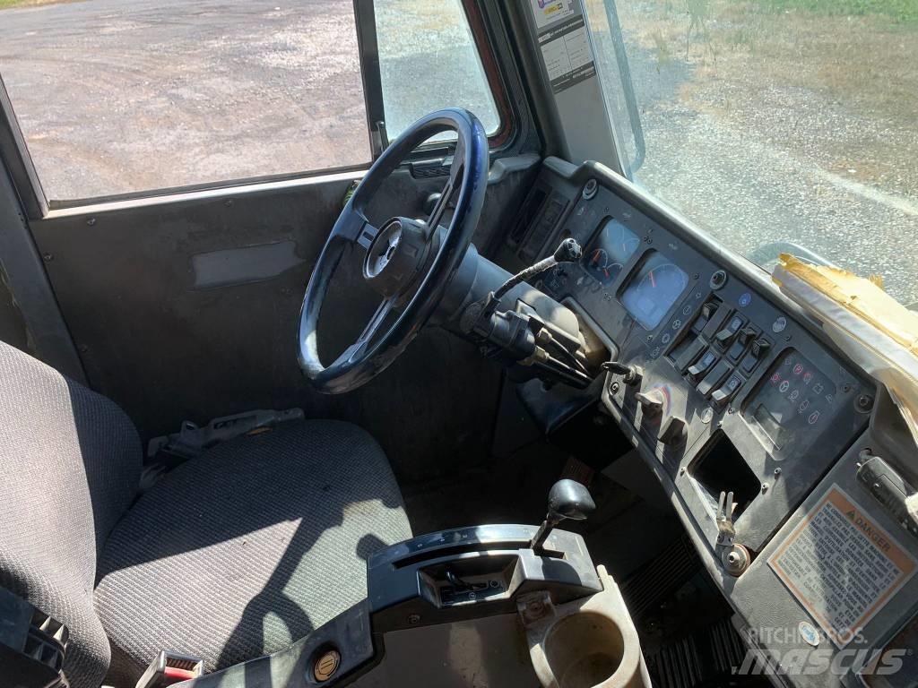 CAT 771 D Rigid dump trucks