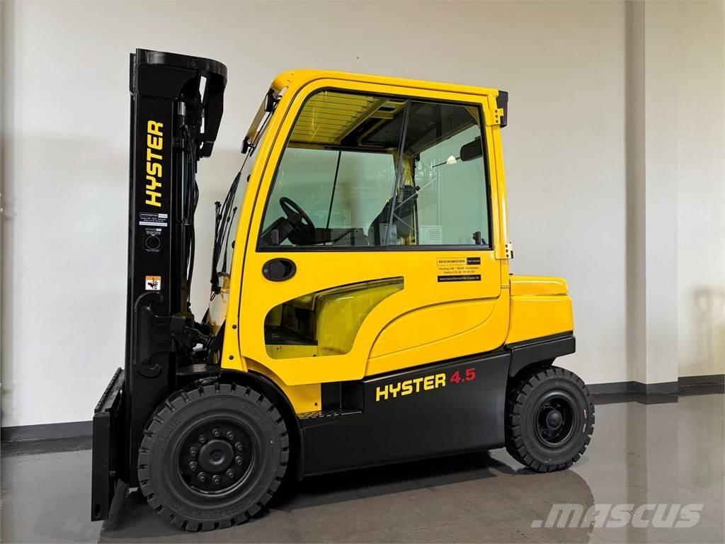 Hyster J4.5XN Electric Forklifts