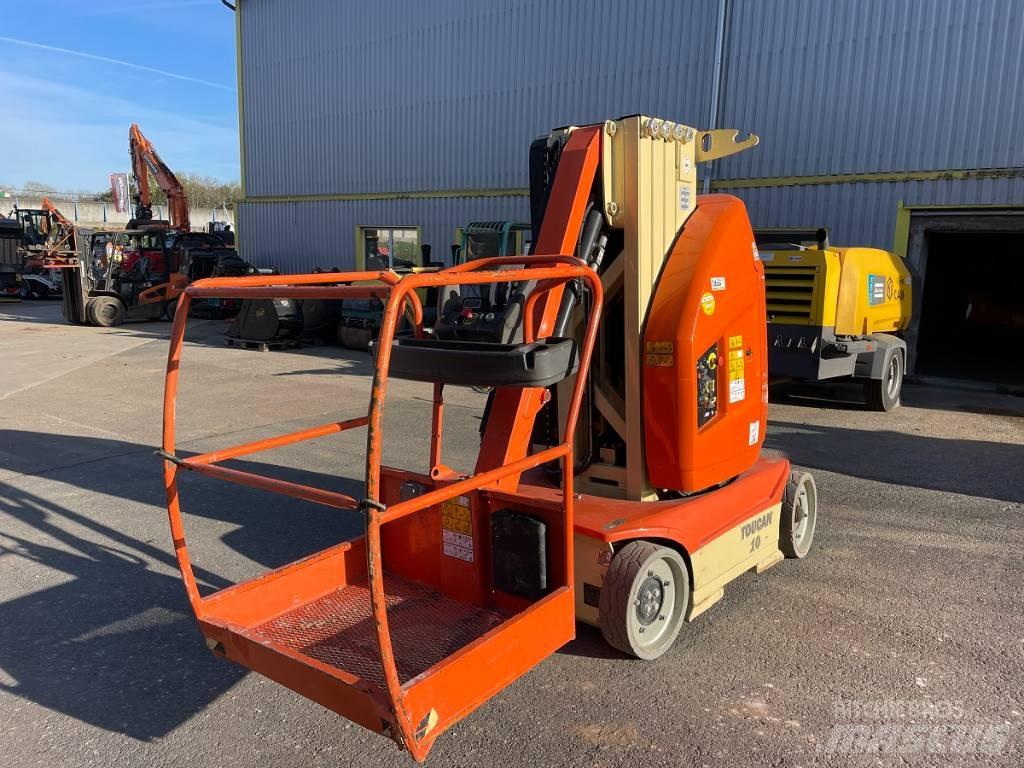 JLG Toucan 10 E Vertical mast lifts