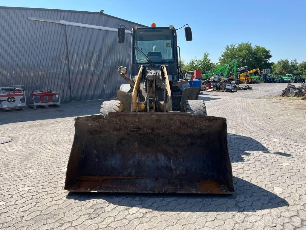 Komatsu WA 100 M-6 Wheel Loaders