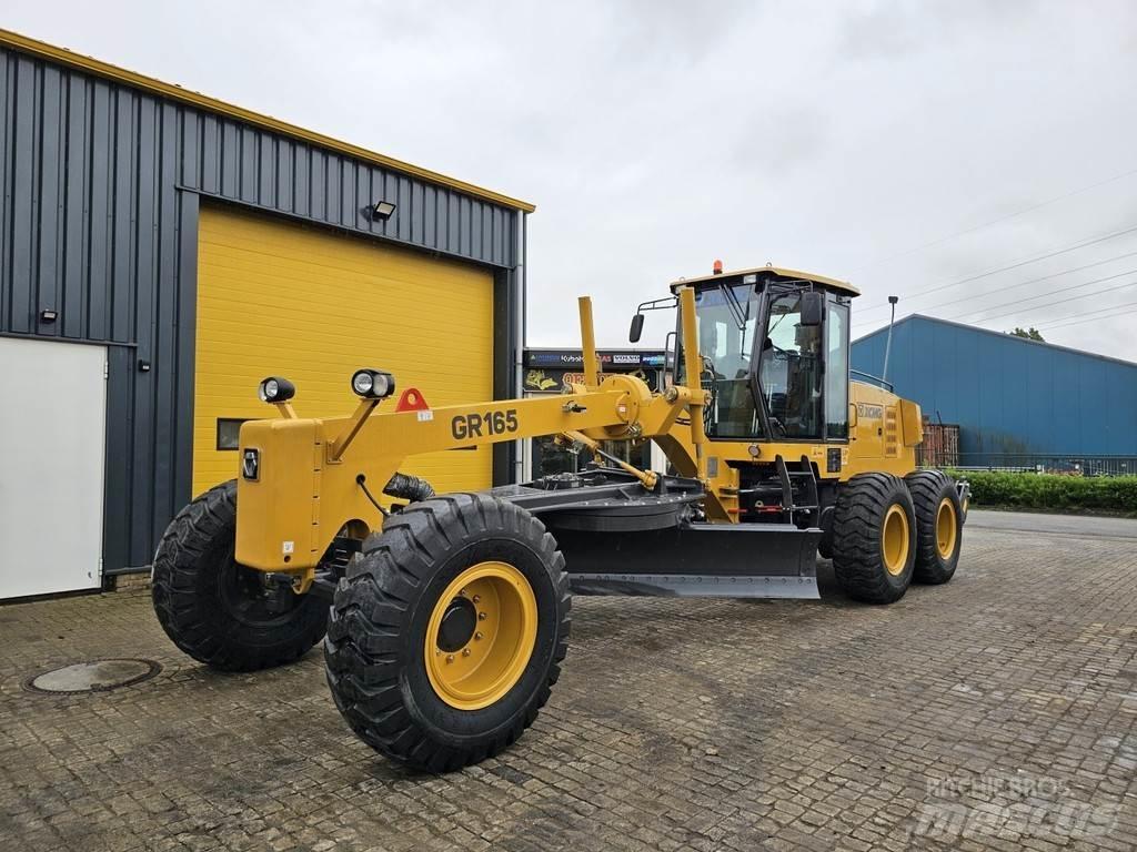 XCMG GR165 Motor Graders