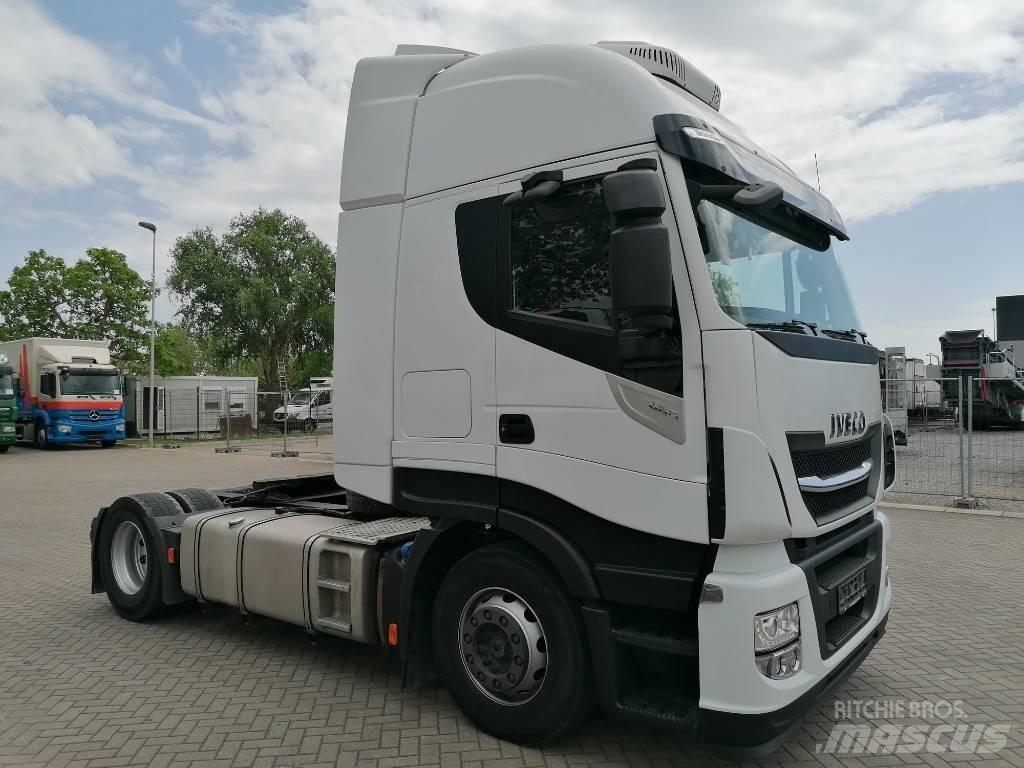 Iveco AS440ST/P Conventional Trucks / Tractor Trucks
