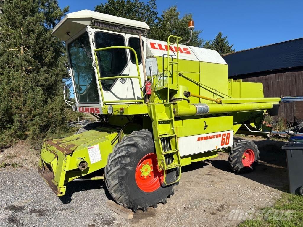 CLAAS Dominator 68 Combine Harvesters