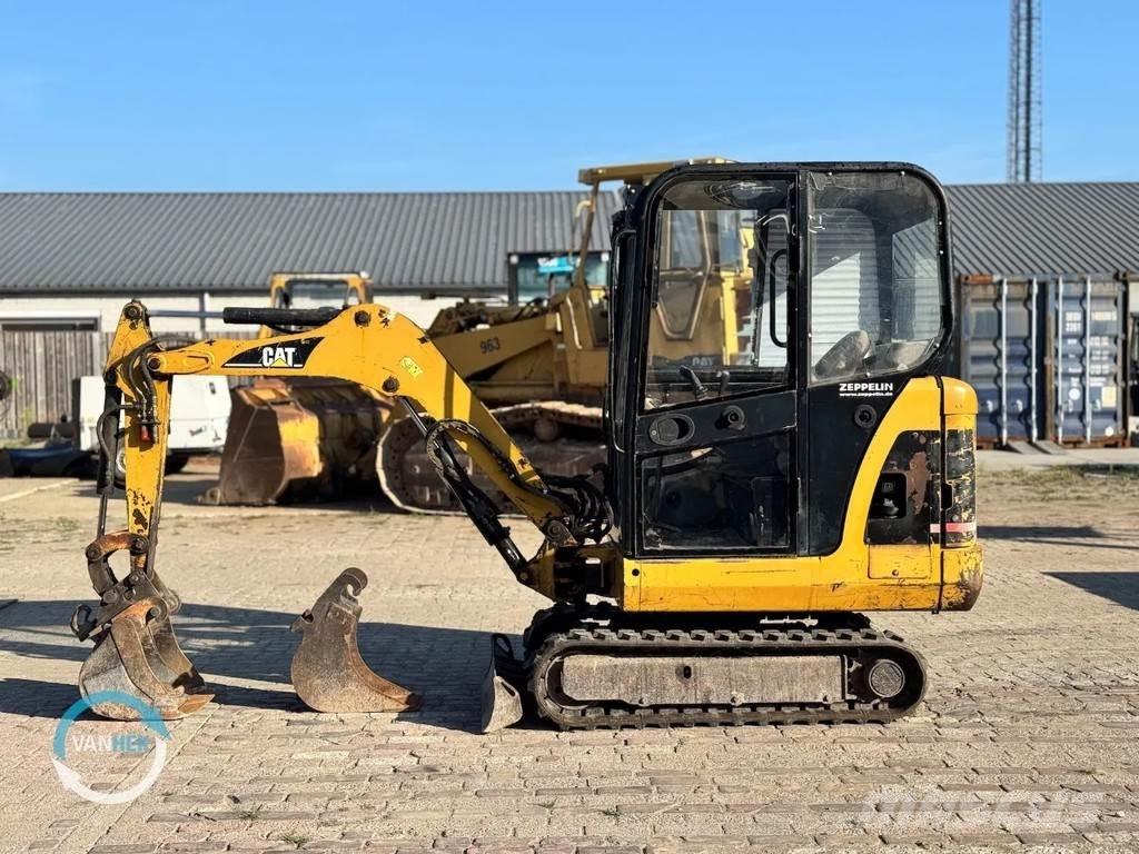 CAT 301.6C Mini Excavators <7t (Mini Diggers)