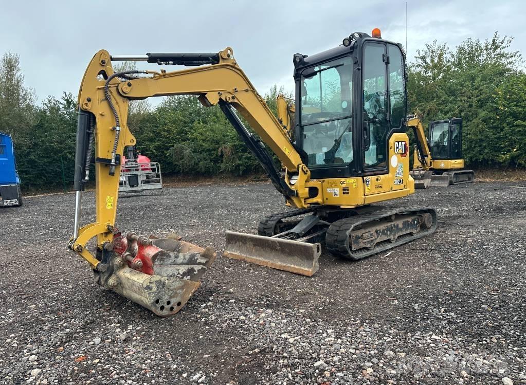 CAT 302.7 CR Mini Excavators <7t (Mini Diggers)