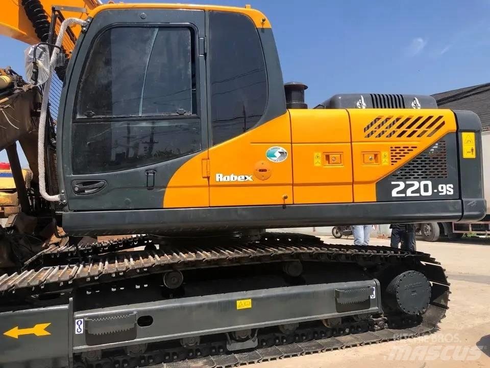 Hyundai R220LC-9S Crawler Excavators