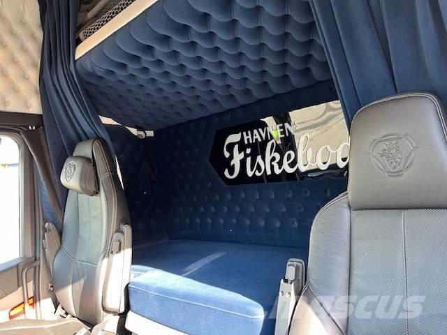 Scania S 500 Conventional Trucks / Tractor Trucks