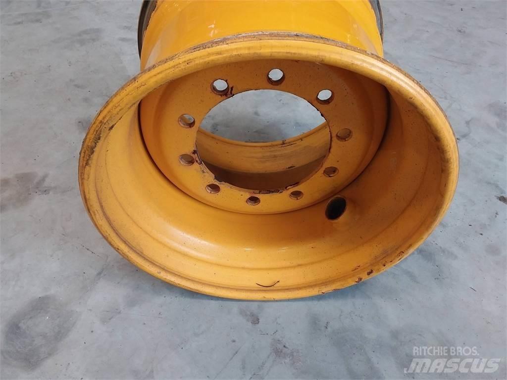 Rottne H11 20x24,5 Tires, wheels and rims