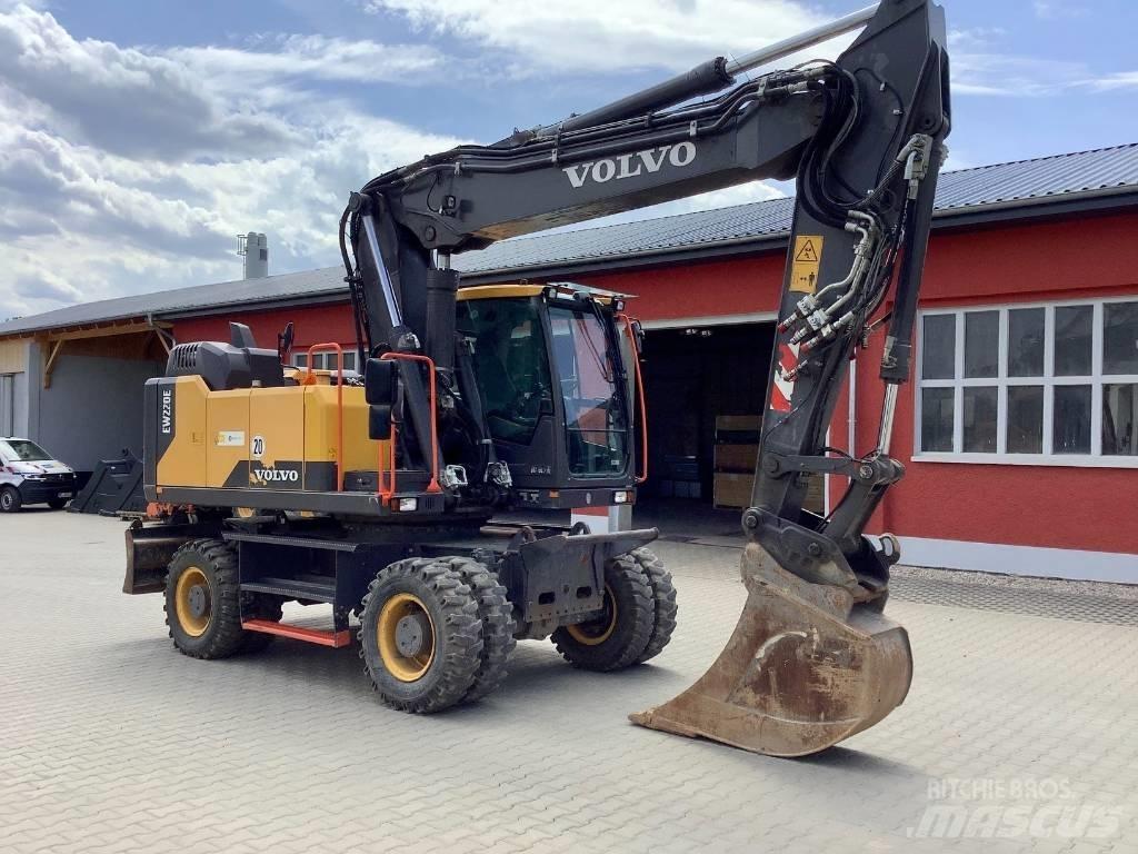 Volvo EW 220 E Wheeled Excavators