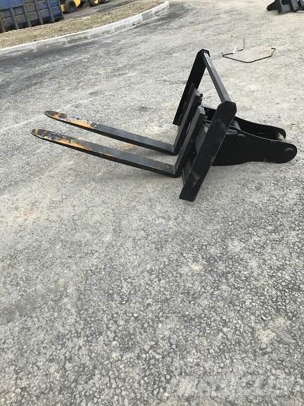  13T PALLET FORK Other