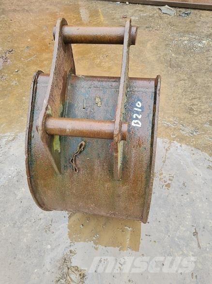  18 BUCKET, 50mm PINS Buckets