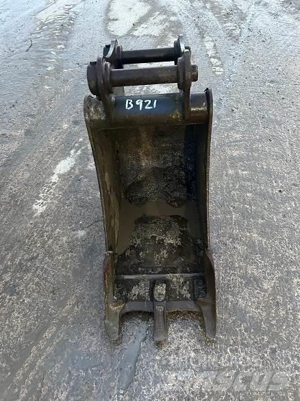  18 BUCKET, 50mm PINS Buckets