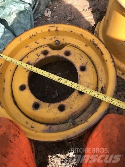  MASSEY FRONT WHEEL Tires, wheels and rims