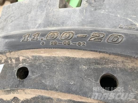  SOLID WHEELS Tires, wheels and rims