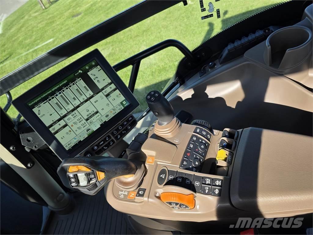 John Deere 6250R Tractors