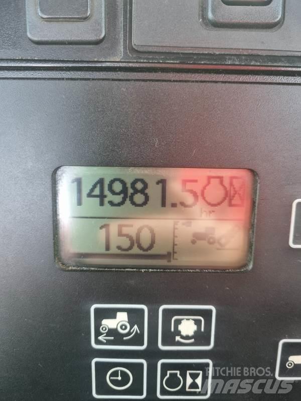 John Deere 7820 Tractors