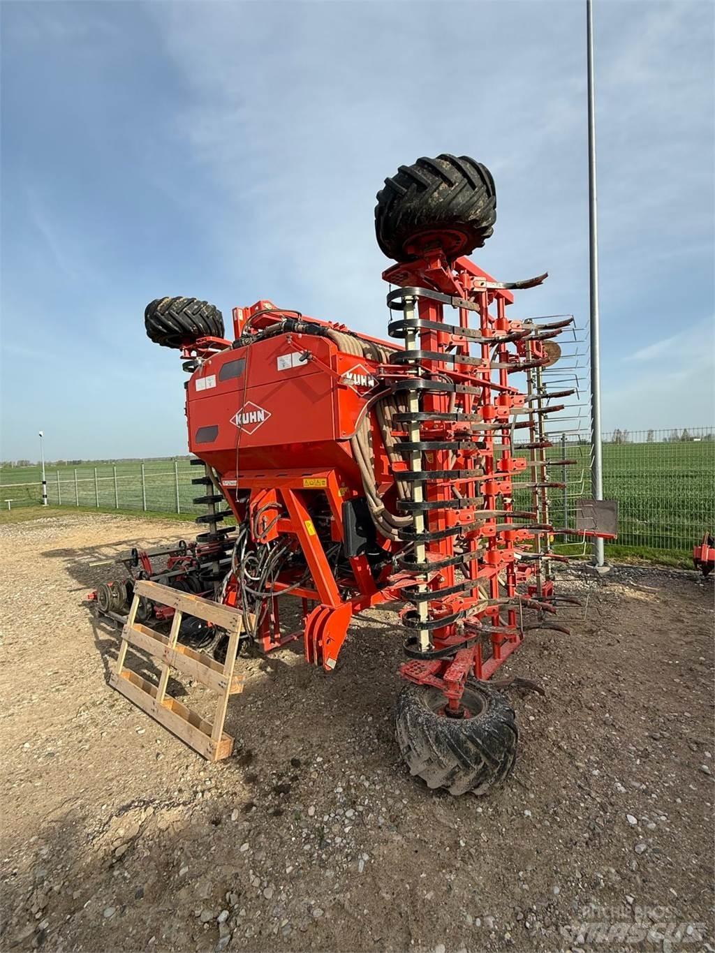 Kuhn MEGANT 600 Misc Forklifts