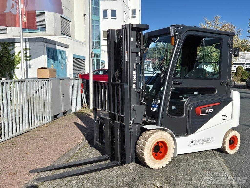 Bobcat B30NS Electric Forklifts
