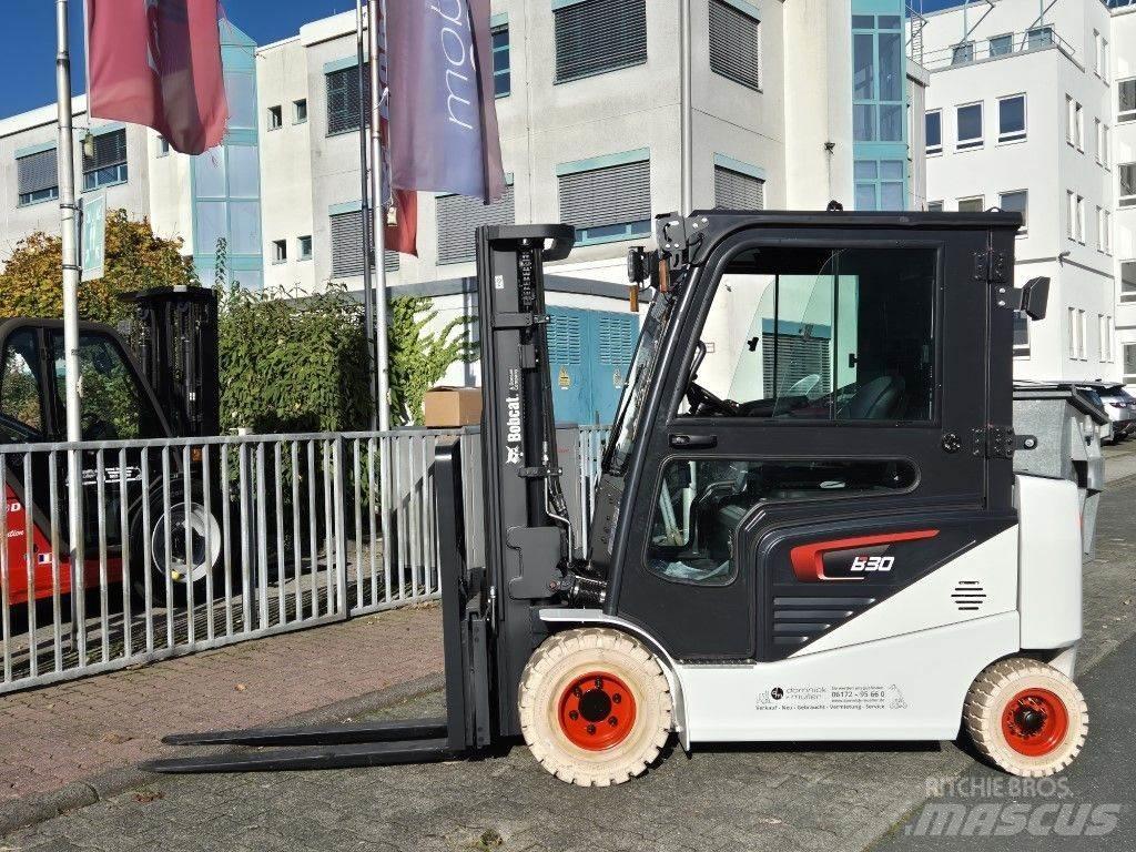 Bobcat B30NS Electric Forklifts