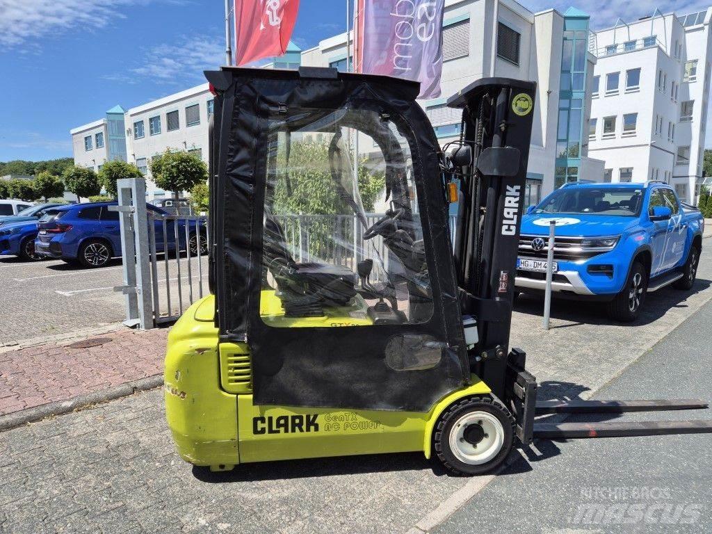 Clark GTX 20 Electric Forklifts