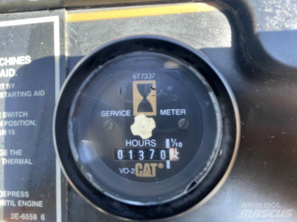 CAT CP-323C Tractors