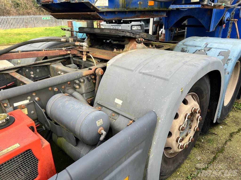 Scania R 124 L 420 Conventional Trucks / Tractor Trucks