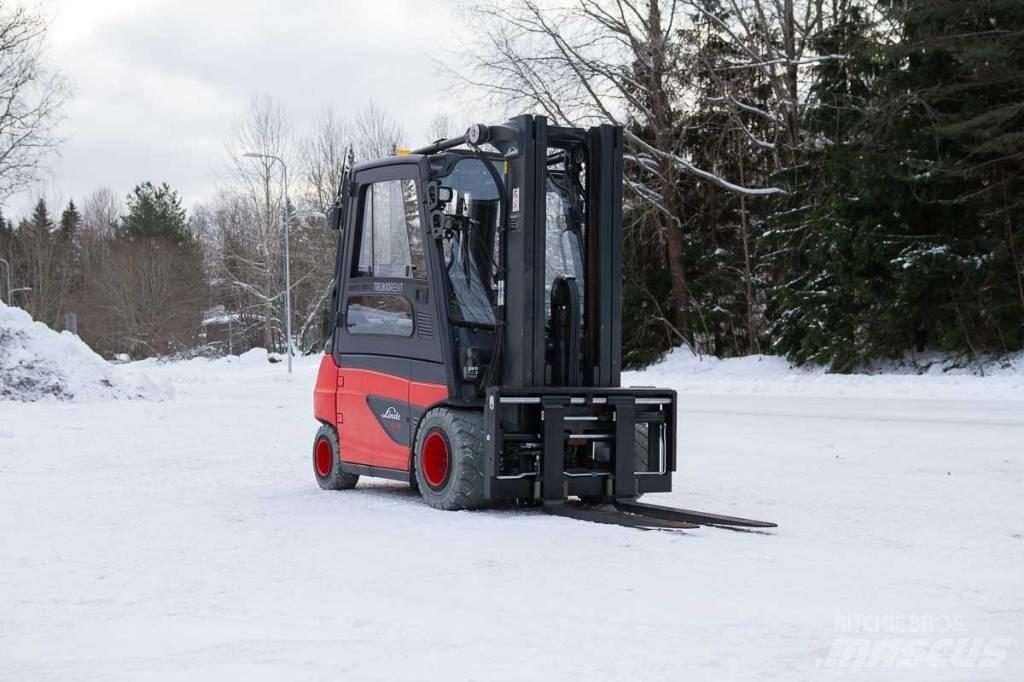 Linde E 35 Electric Forklifts