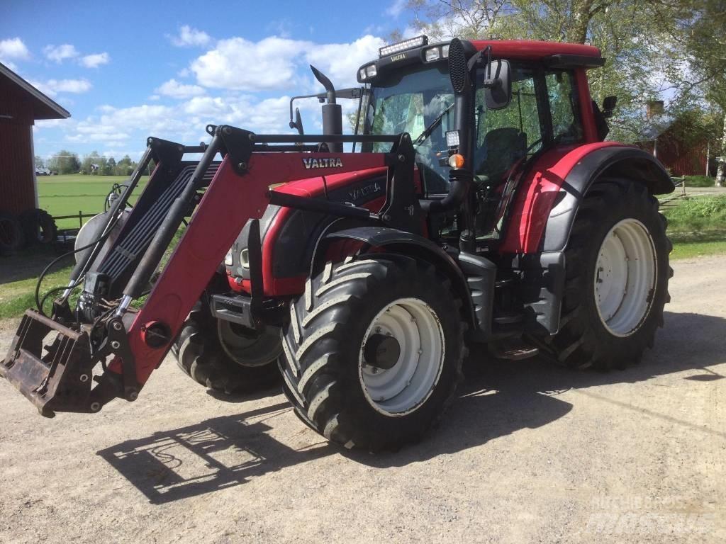 Valtra N 142 Direct Tractors