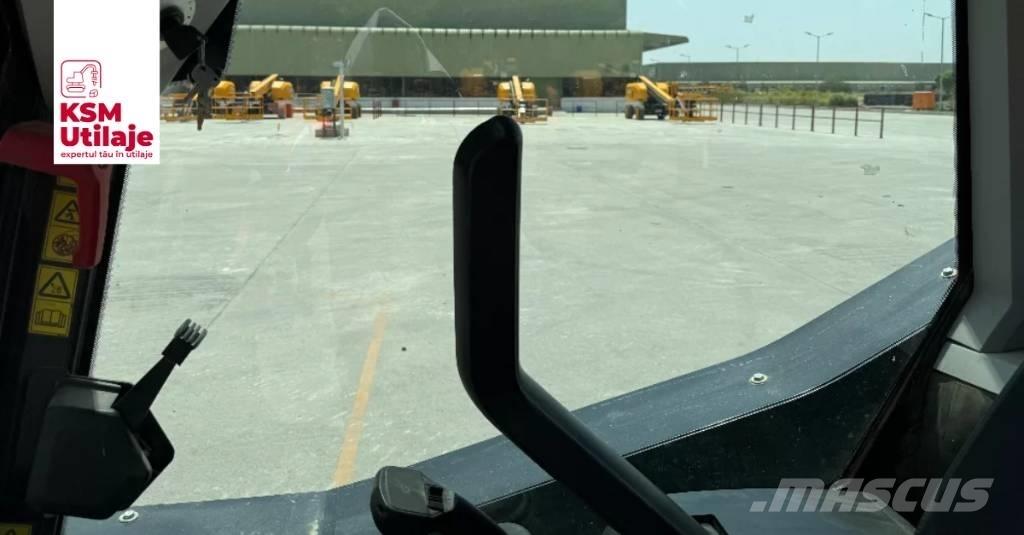 JCB 205 Skid Steer Loaders