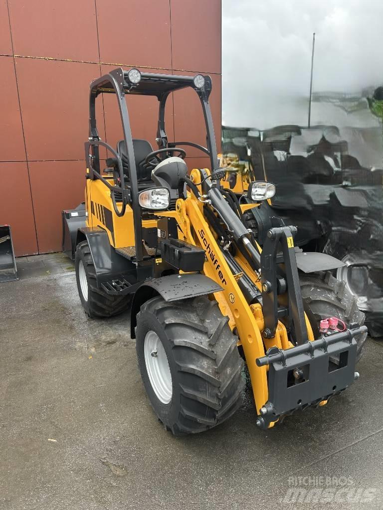 Schäffer 2445S Skid Steer Loaders