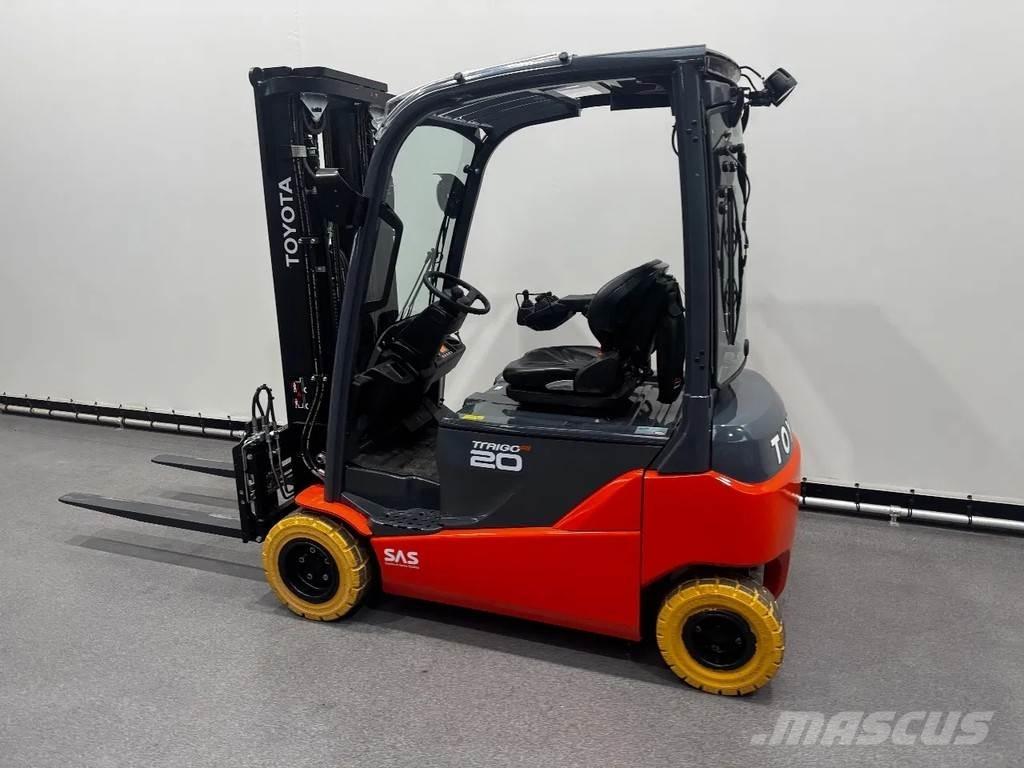 Toyota 8 FBM 20 T Electric Forklifts