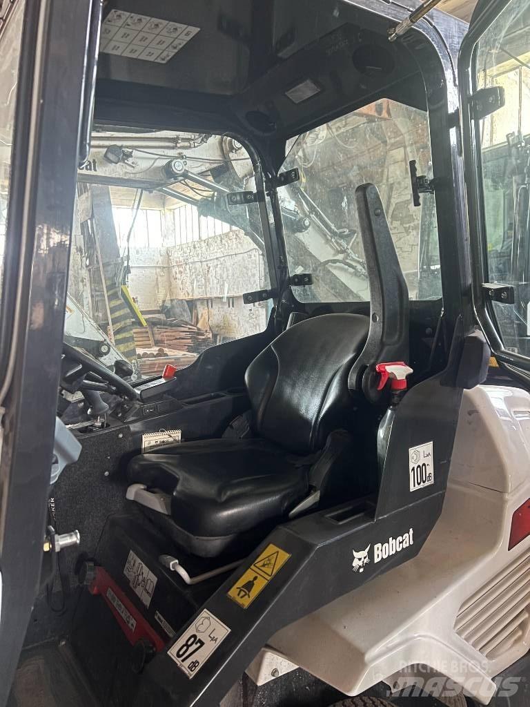 Bobcat L 23 Mini Loader