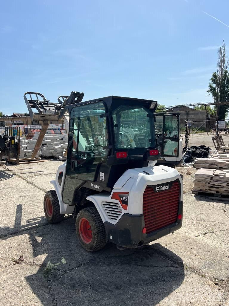 Bobcat L 23 Mini Loader