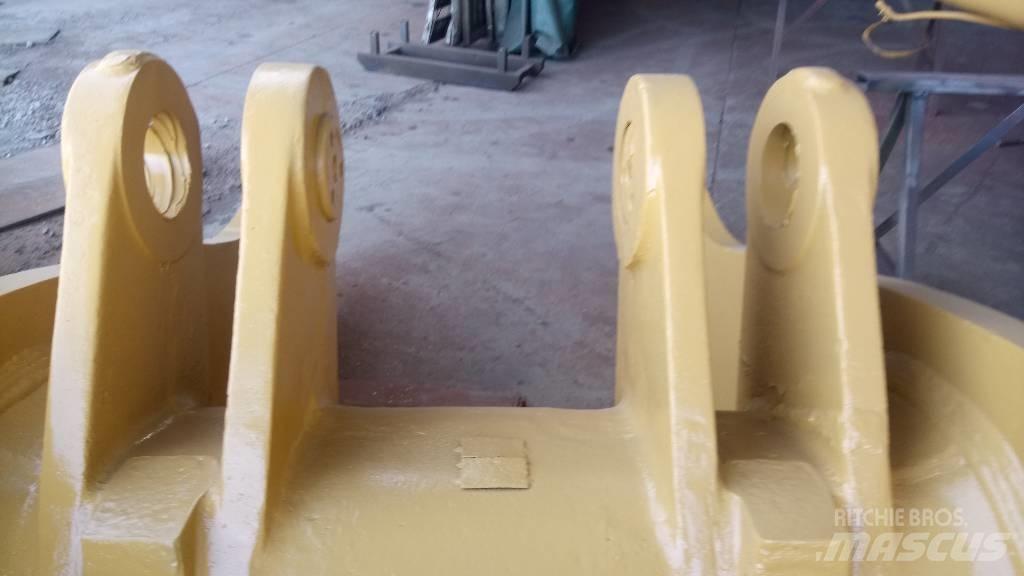 CAT 988 B Booms and dippers
