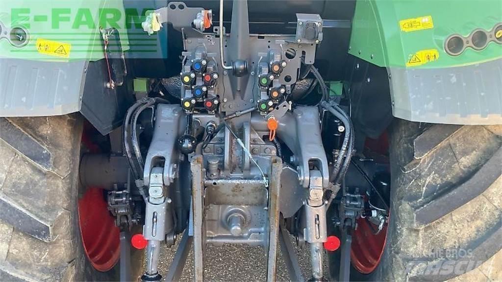 Fendt 513 vario Tractors