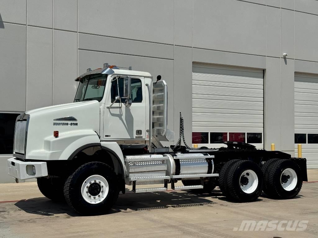 Western Star 4800 Conventional Trucks / Tractor Trucks