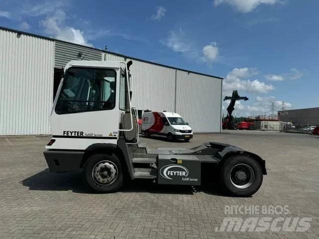 Terberg YT 182 Shunt Trucks