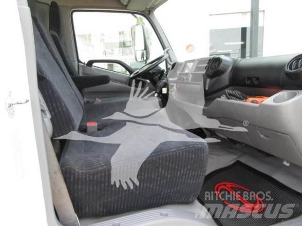 Hino 195 Flatbed Trucks