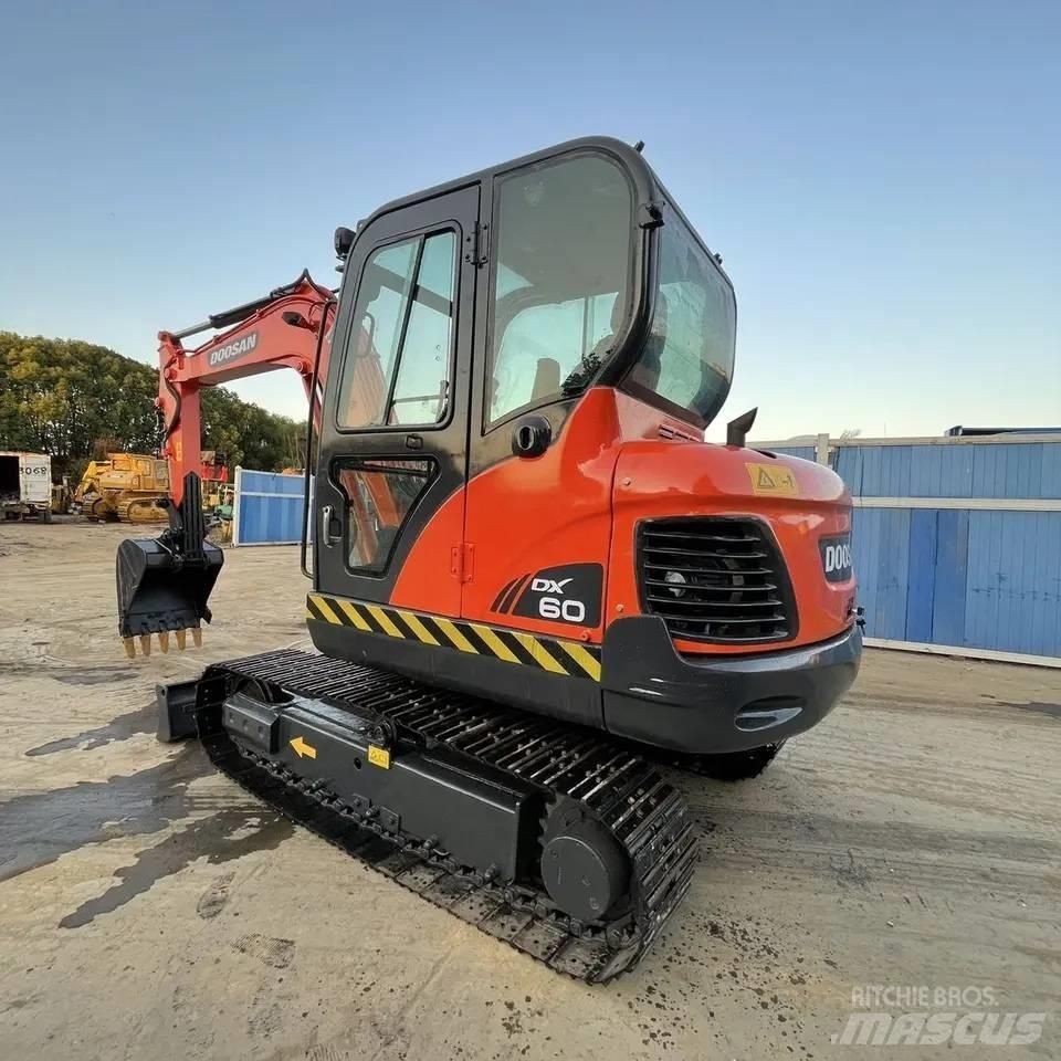 Doosan DX 60 Mini Excavators <7t (Mini Diggers)