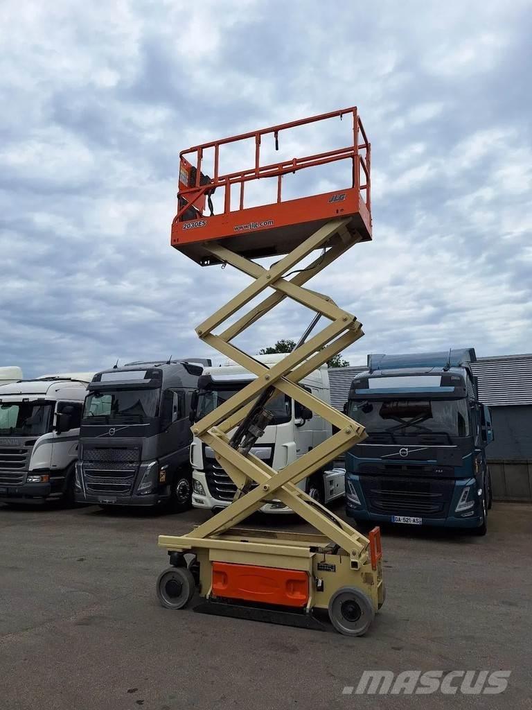 JLG 2030 ES Scissor Lifts