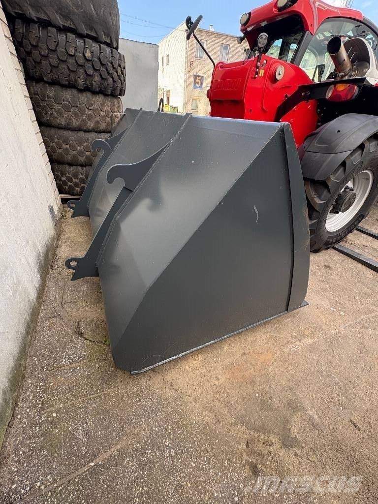 Manitou MLT Other loading and digging and accessories