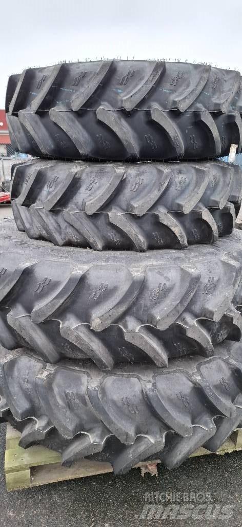New Holland T5.110 Tires, wheels and rims
