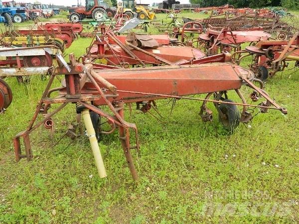 JF 320 Rakes and tedders