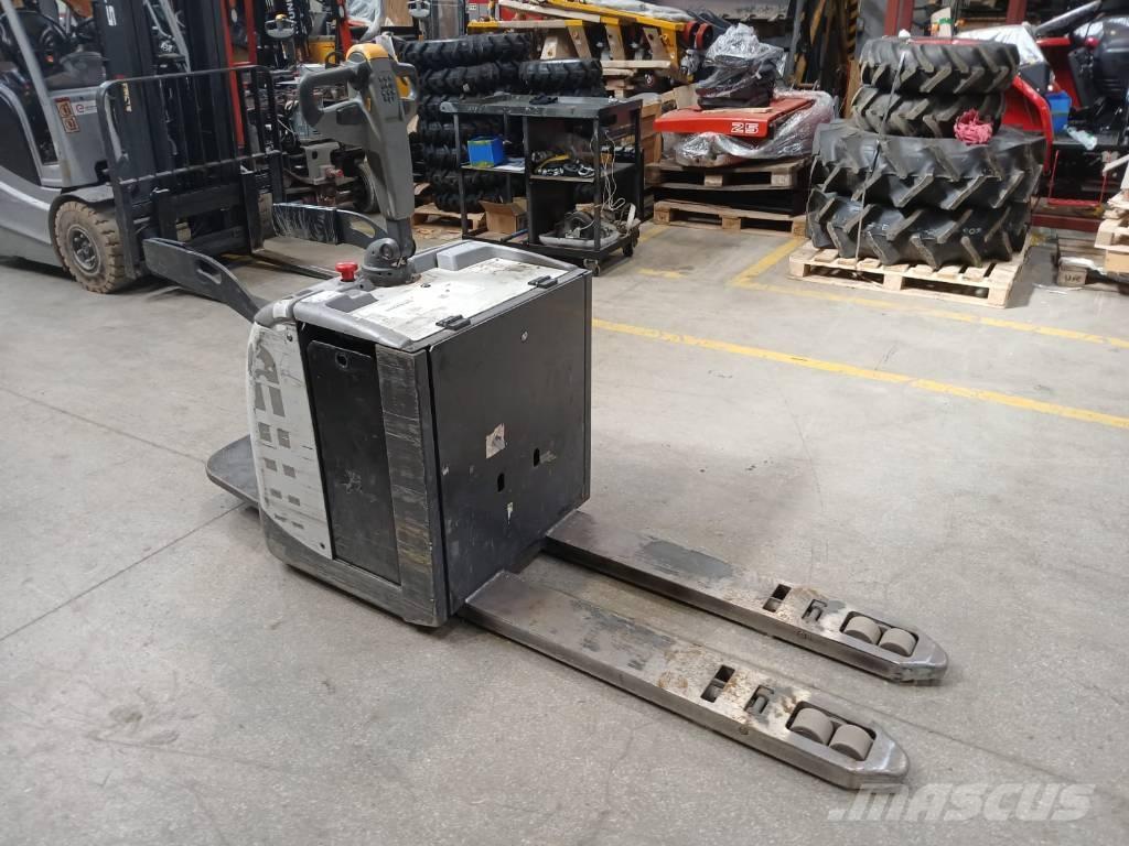 UniCarriers PLP 200 Low lifter with platform