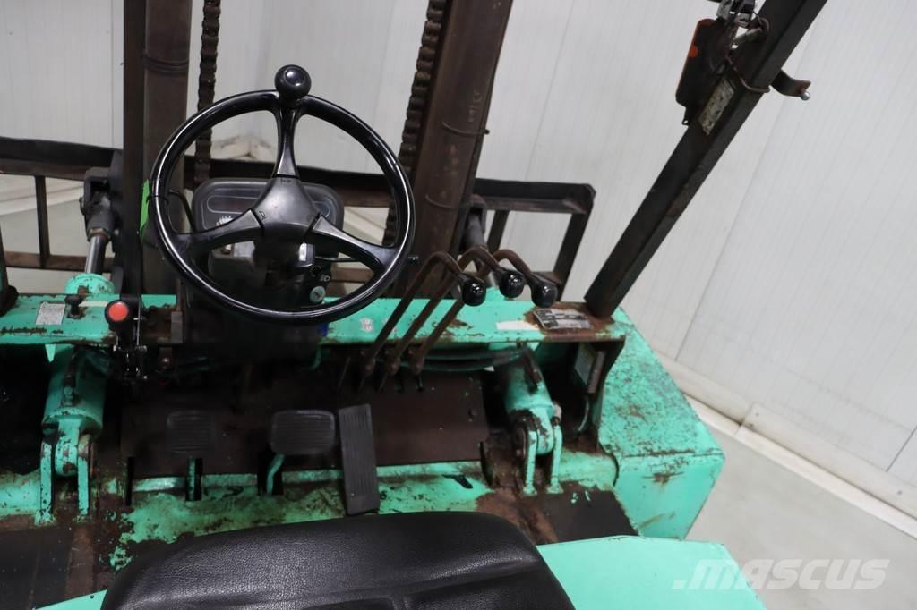 Mitsubishi FD70 Diesel Forklifts