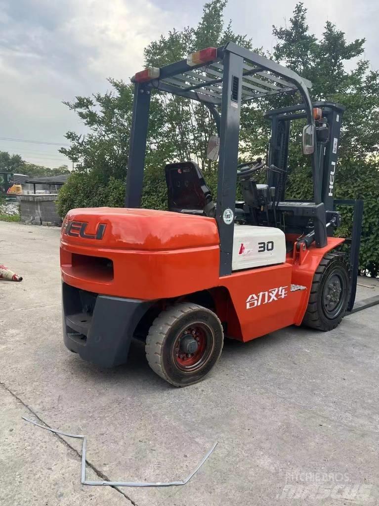 Heli CPC 30 Diesel Forklifts
